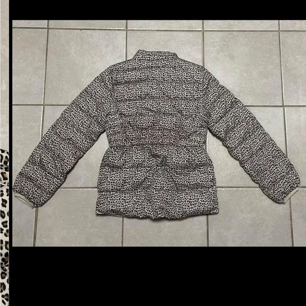 GAP Girls leopard puffer jacket XL